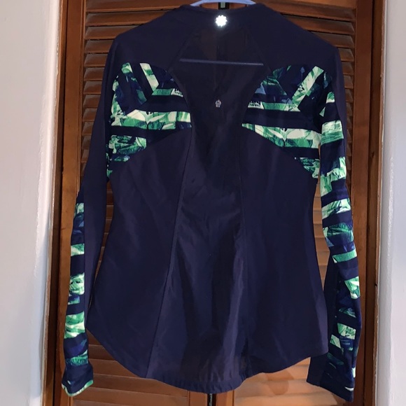 Athleta Dark Blue & Green Mesh Full Tilt Zip up Jacket Small - Picture 3 of 10